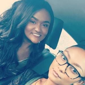 Meet your Posher, Monica